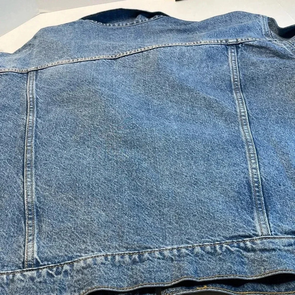 Old Navy Blue Jean Jacket size XXL Never been worn button front and on sleeve - Picture 7 of 16